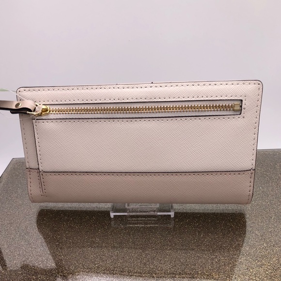 ♠️  Kate Spade laurel way Stacy Wallet - Picture 3 of 4